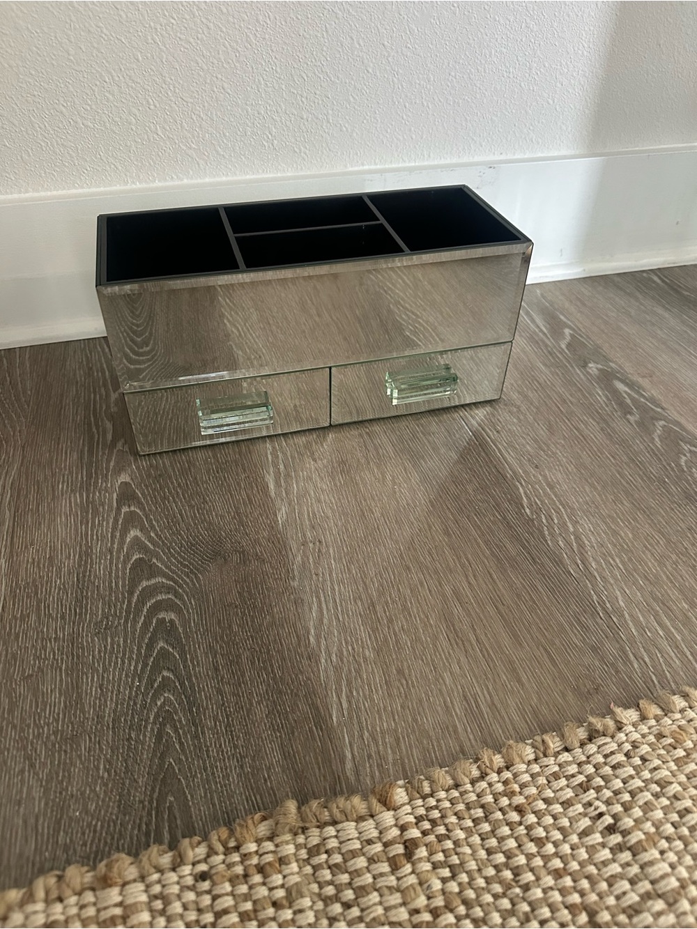 Pottery Barn Mirrored Countertop Vanity/Cosmetic Organizer Storage